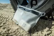 magpul-daka-waterproof-window-pouch-large-blk-896436-001-7.webp
