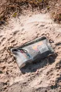 magpul-daka-waterproof-window-pouch-medium-896437-001-3.webp