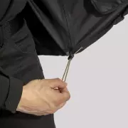monlite-rain-shell-detail-06-864x1080.webp