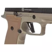 p320-axg-combat-feature-1.webp