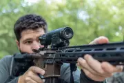 sm18050-img-lifestyle-rifle-2.webp