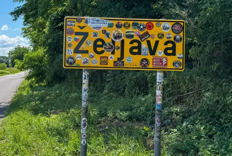 Dobrodružné léto: Željava Air Base