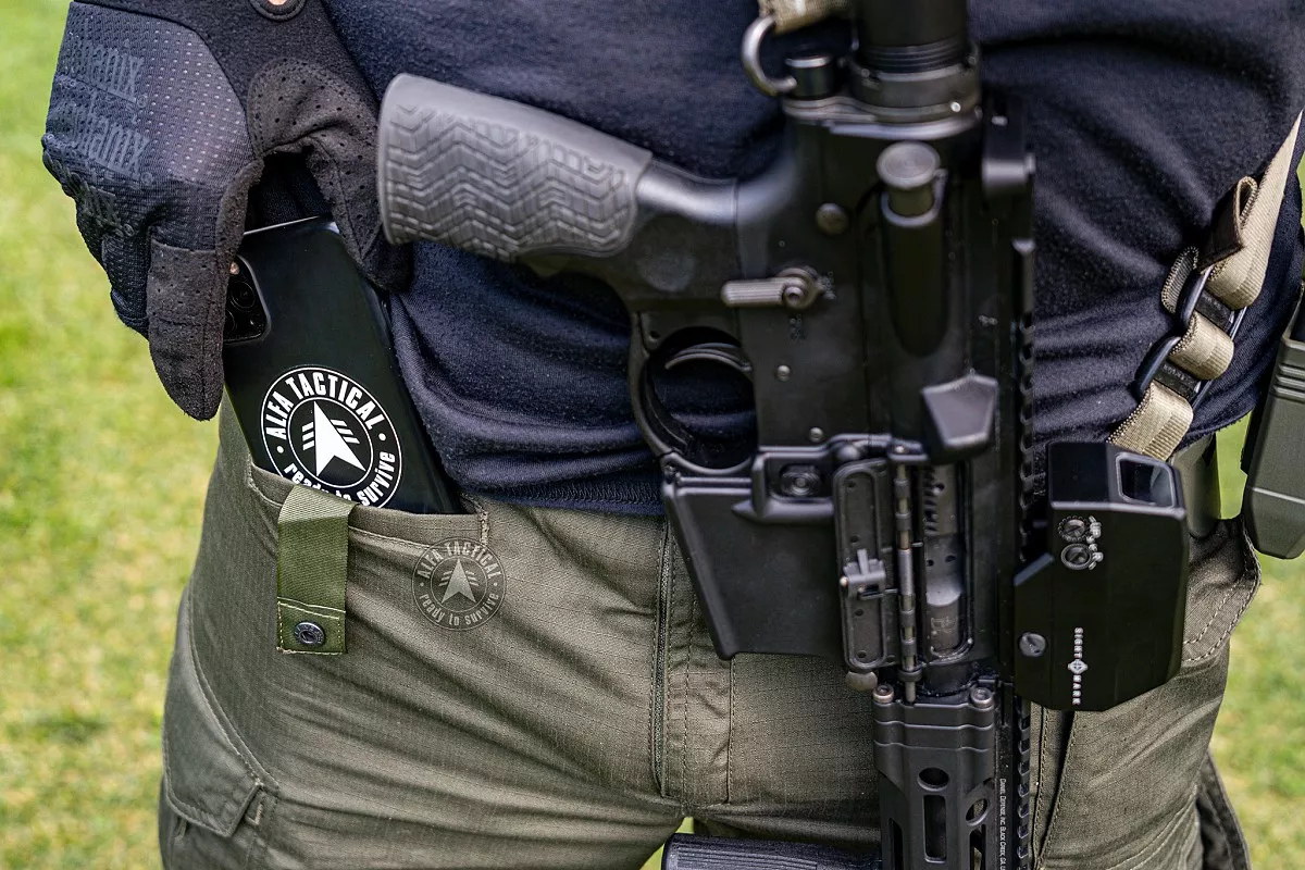 Kraťasy Defcon 5 MultiCamo zblízka