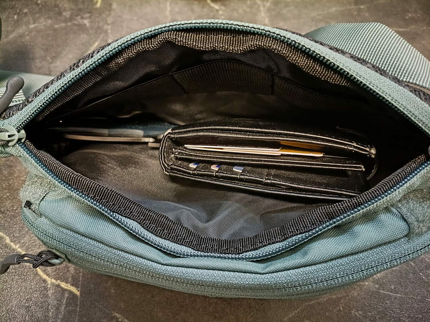Pistolová ledvinka 5.11 Covrt Carry Pistol Pouch