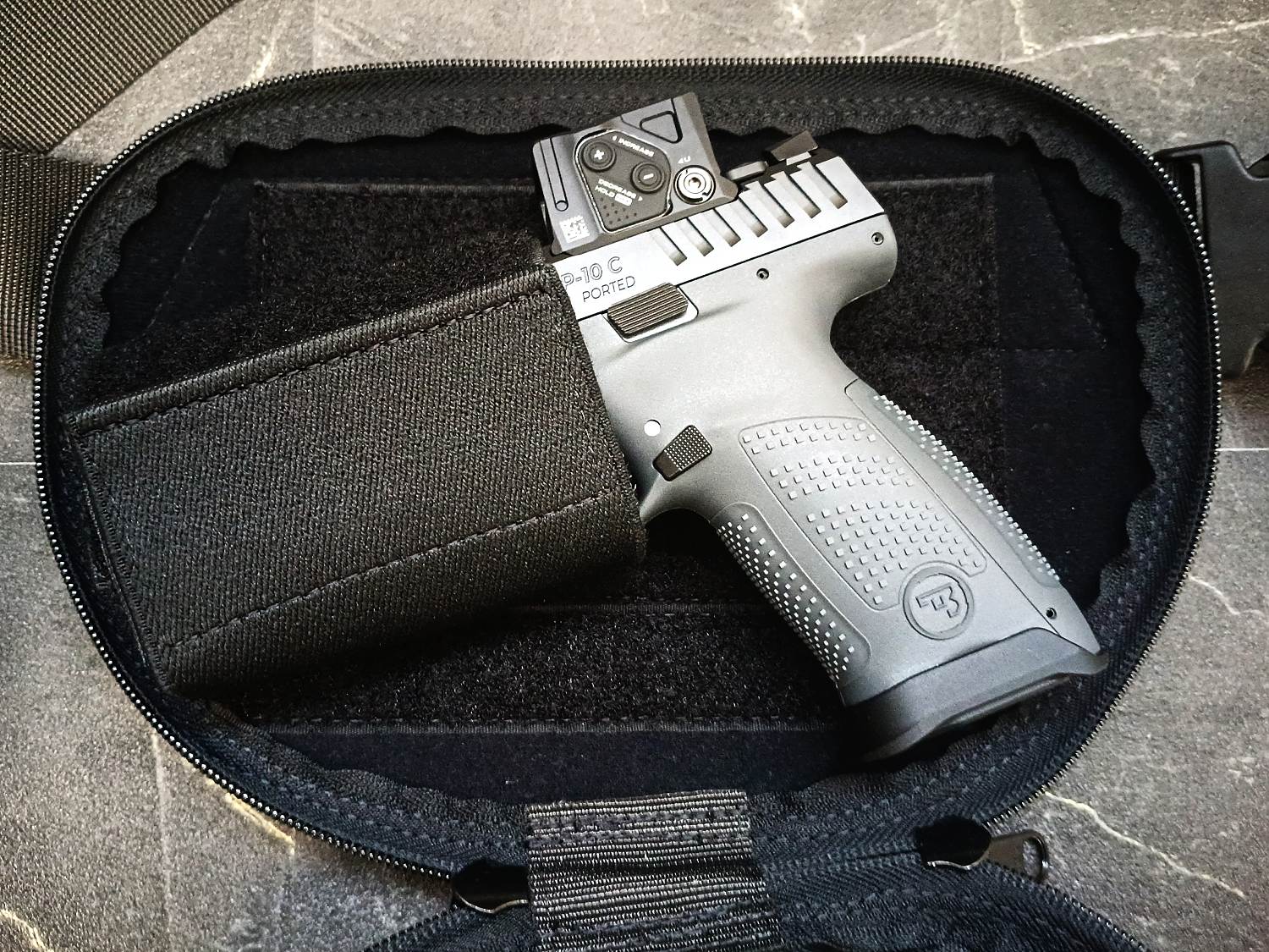 Ledvinka pro skryté nošení zbraně Falco G120