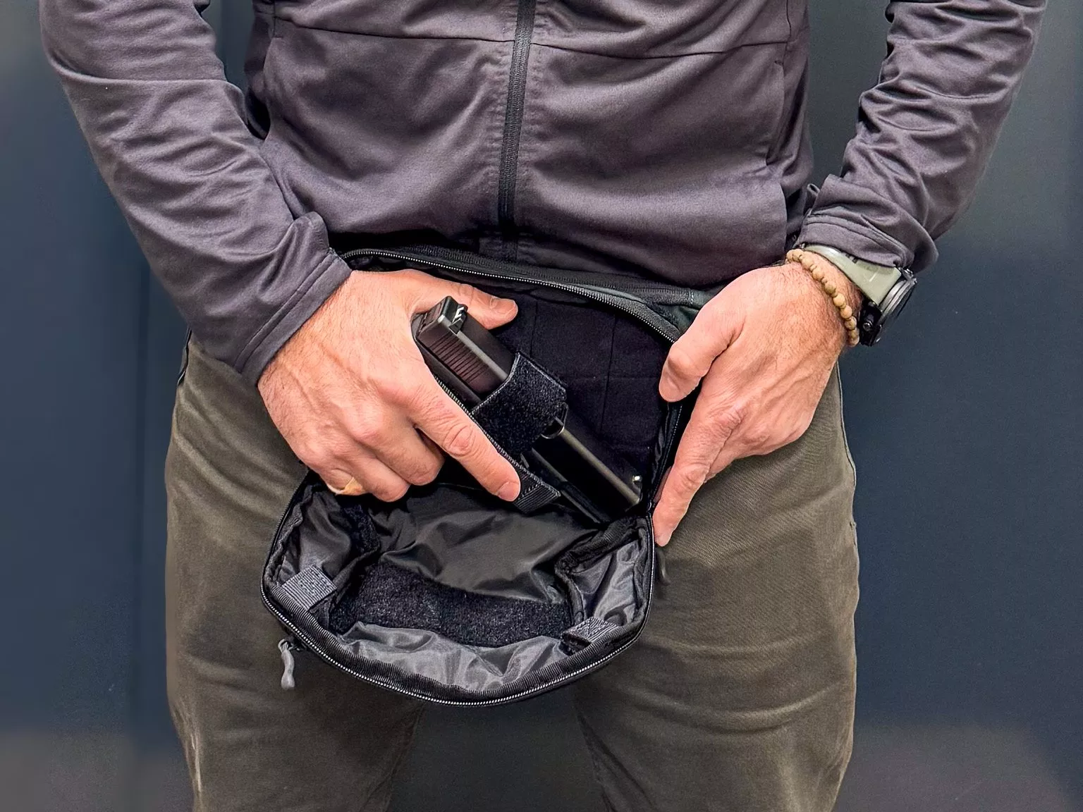Pistolová ledvinka 5.11 Covrt Carry Pistol Pouch
